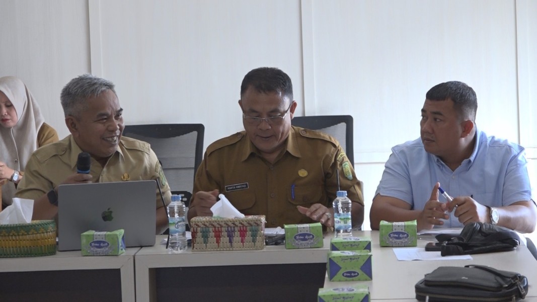 GALERI FOTO: Pemkab Inhil Gelar Rapat Pembinaan dan Pengawasan Distribusi LPG 3 Kg
