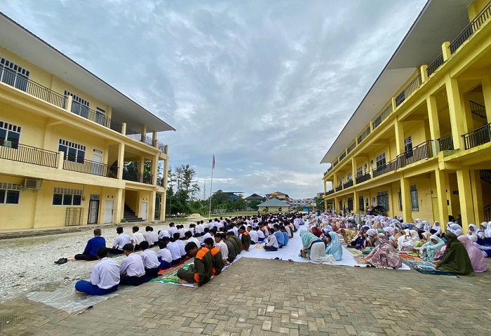 Memohon Keselamatan dan Kedamaian Bangsa, Sekolah Al Huda Shalat Dhuha Berjemaah
