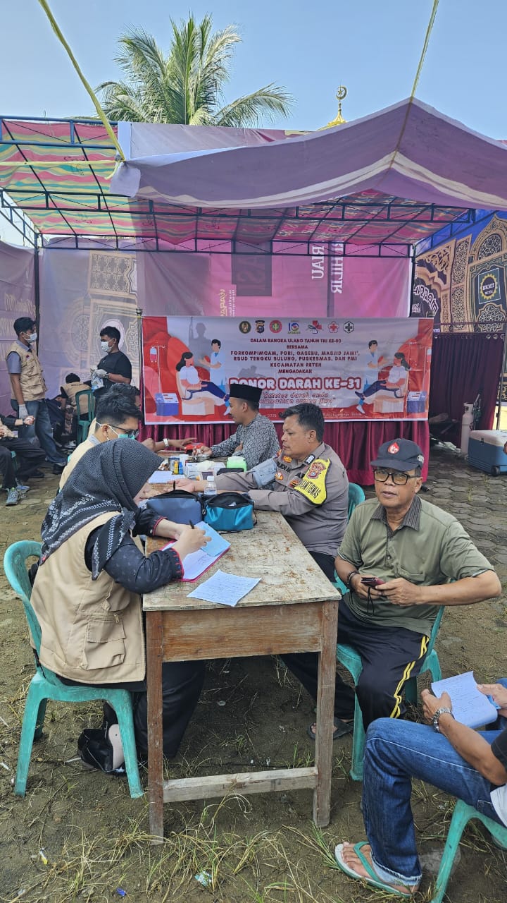 Peduli Sesama, Masyarakat Reteh Antusias Donorkan Darah di HUT TNI ke-80