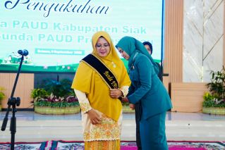 Bupati Siak Afni Resmi Dikukuhkan Jadi Bunda PAUD, Bunda Literasi, dan Ketua Dekranasda Siak