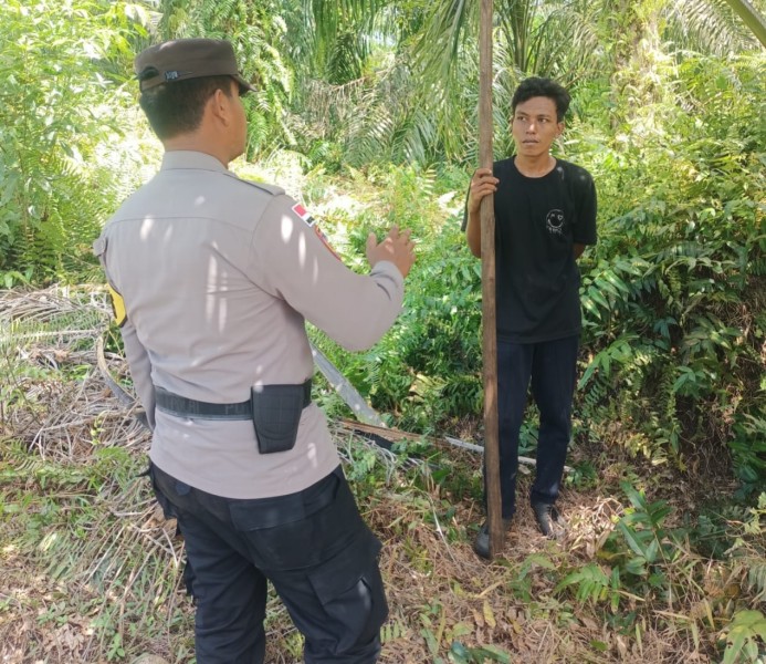 Antisipasi Karhutla,Personil Polsek Panipahan Lakukan Sosialisasi Ke Masyarakat