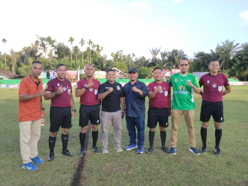 H. Budiman Lubis Sumbang Rp 20 Juta Hadiah Juara II Kapolres Cup Rohul