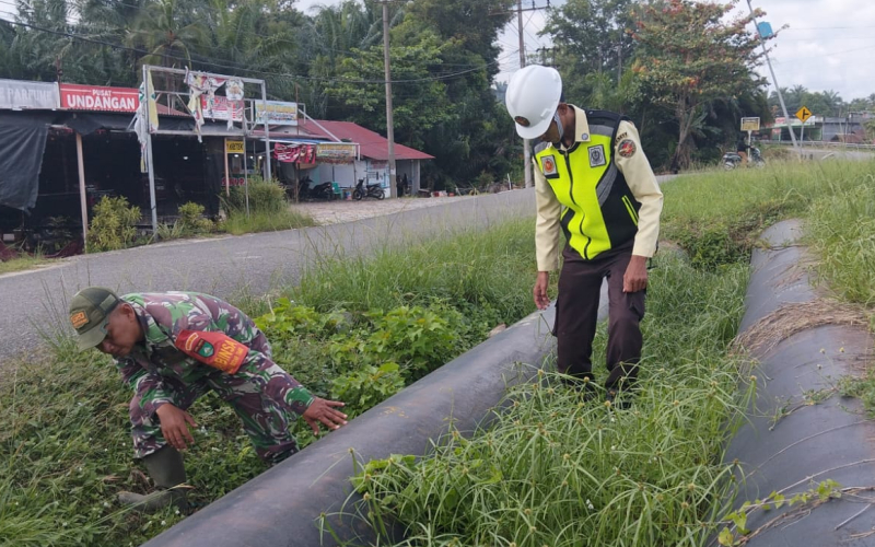 Sinergi TNI dan PHR, Patroli Pengamanan Jalur Pipa Minyak di Bukit Kapur