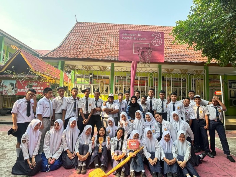 Semarak Merah Putih! Kelas 10.1 SMA Negeri 9 Pekanbaru Sabet Juara 1 Lomba Hias Kelas HUT RI ke-81