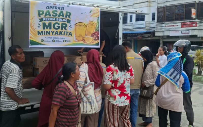 Operasi Pasar Minyakita Diserbu Warga Dumai