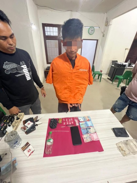 Rumah Pengedar Narkoba Di Obrak Abrik Polsek Tambang , Temukan 8 Pekat Sabu-sabu