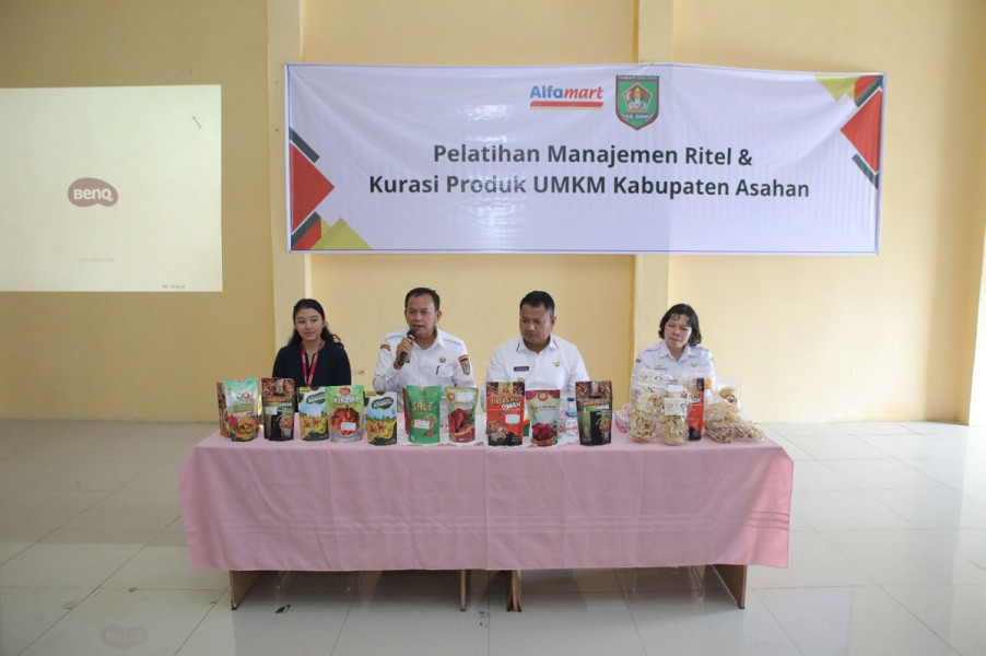 Wakil Bupati Asahan Buka Pelatihan Manajemen Ritel dan Kurasi Produk UMKM