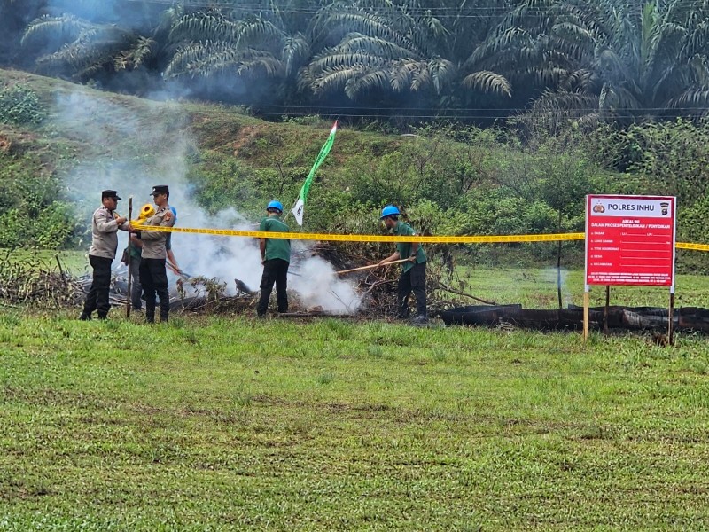 Kapolres Inhu Apresiasi Kegiatan Simulasi Kesiap Siagaan Tanggap Darurat  Karhutla PT. TPP, Ini Bisa Jadi Contoh