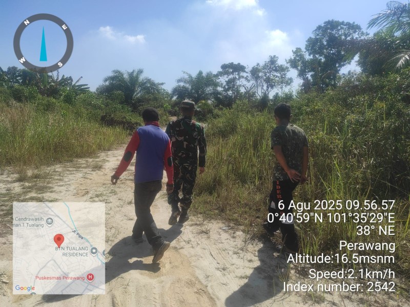 Patroli Karhutla di Perawang Barat, Babinsa Pastikan Nihil Titik Api