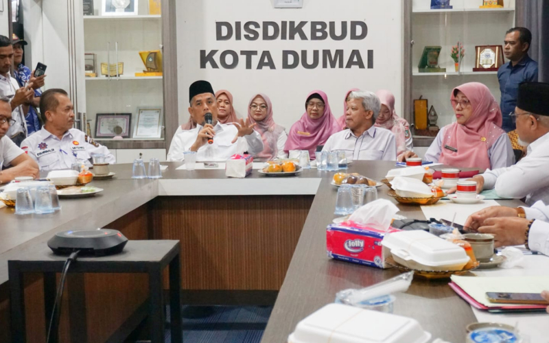 Pemko Dumai Komitmen Tingkatkan Mutu Pendidikan, Gandeng UIR dan Tanoto Foundation