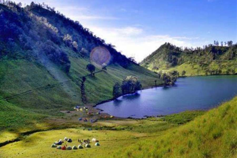 15 Rekomendasi Tempat Camping di Malang yang Hits 2026