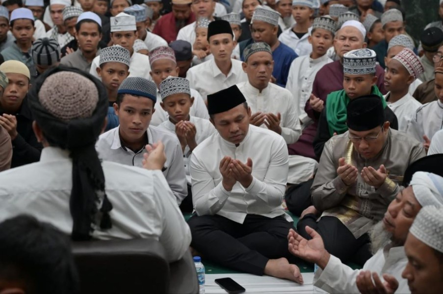 Salat Ghaib dan Doa Bersama, Gubernur Riau Tekankan Penting Jaga Persatuan