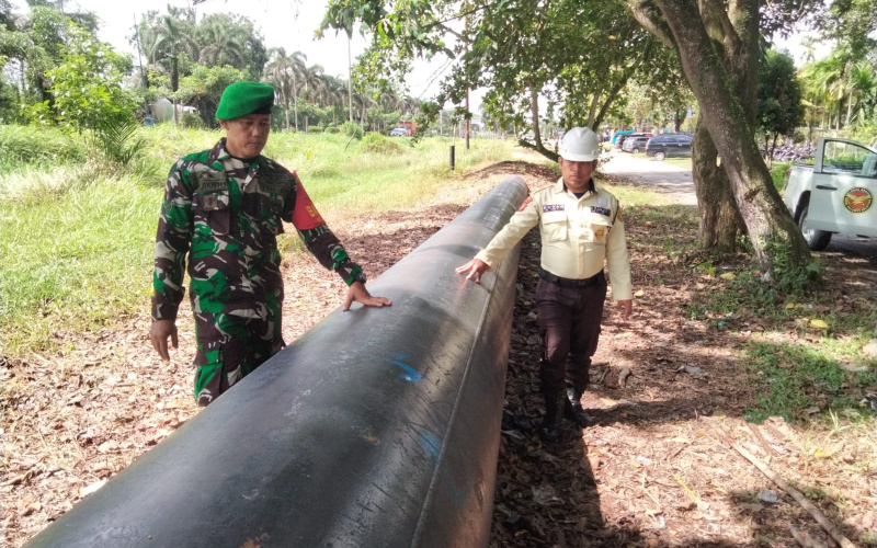 Penguatan Pembinaan Teritorial, Koramil 01 Dumai Patroli di Area Pipa Minyak