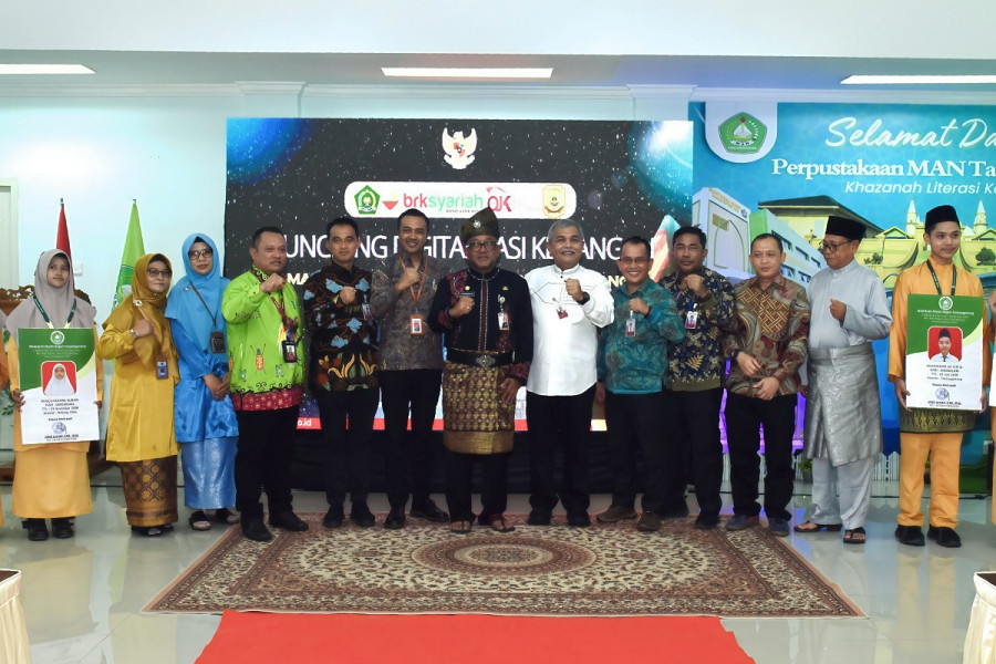 Bersama Wali Kota, BRK Syariah Luncurkan Digitalisasi Keuangan di MAN Tanjungpinang