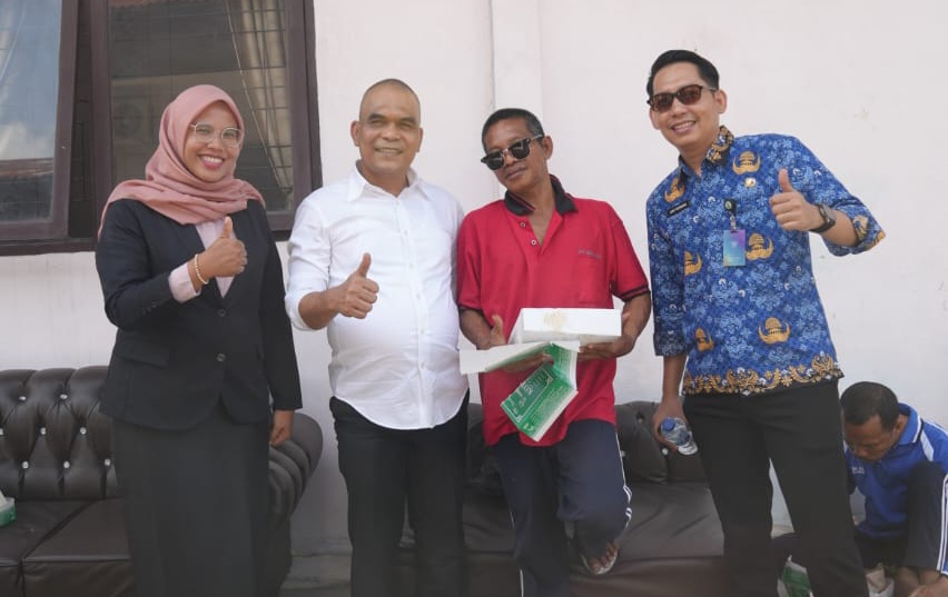 Kaderismanto Hadirkan Senyum di Balik Sunyi, Berbagi Santunan untuk ODGJ di UPT Bina Laras