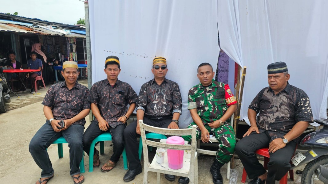 Babinsa Koramil 06/Kateman Ajak Warga Dukung Program Pemerintah Desa