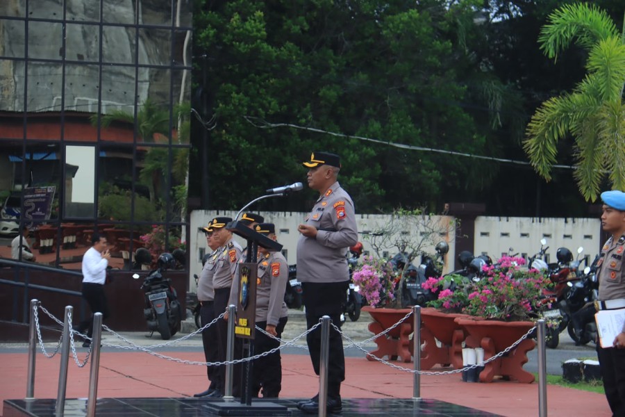 Pimpin Apel Pagi, AKBP Donny Tekankan Disiplin, Profesionalisme, dan Pelayanan 110