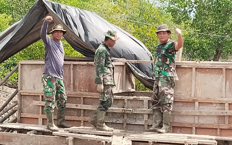 TNI dan Warga Bersatu, Pembangunan Jembatan Gantung Garuda di Dumai Terus Berlanjut