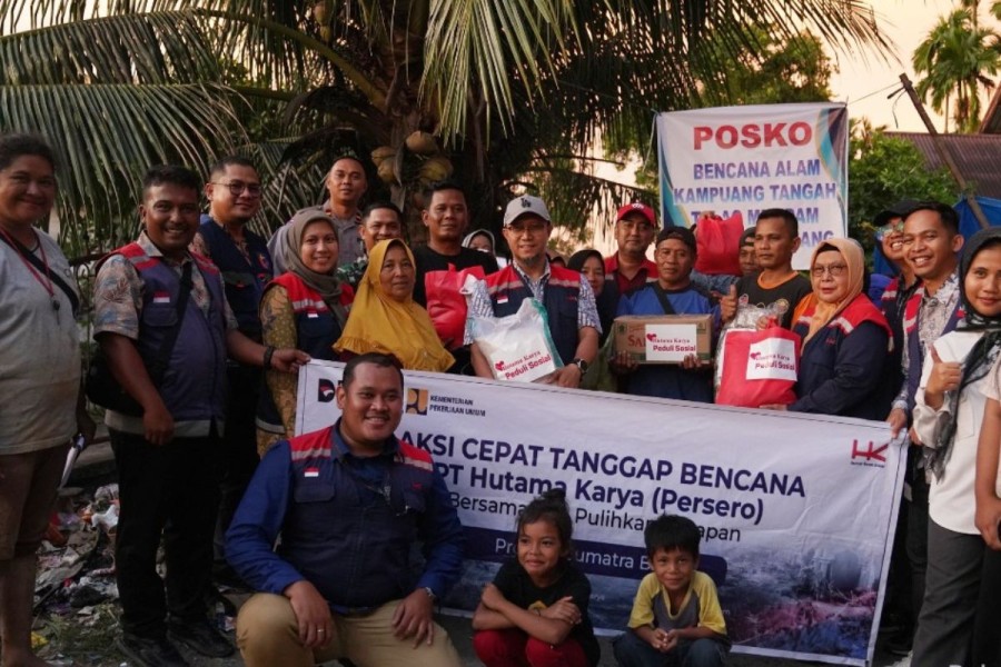 Percepat Pemulihan Sumbar, Hutama Karya Salurkan Bantuan Darurat
