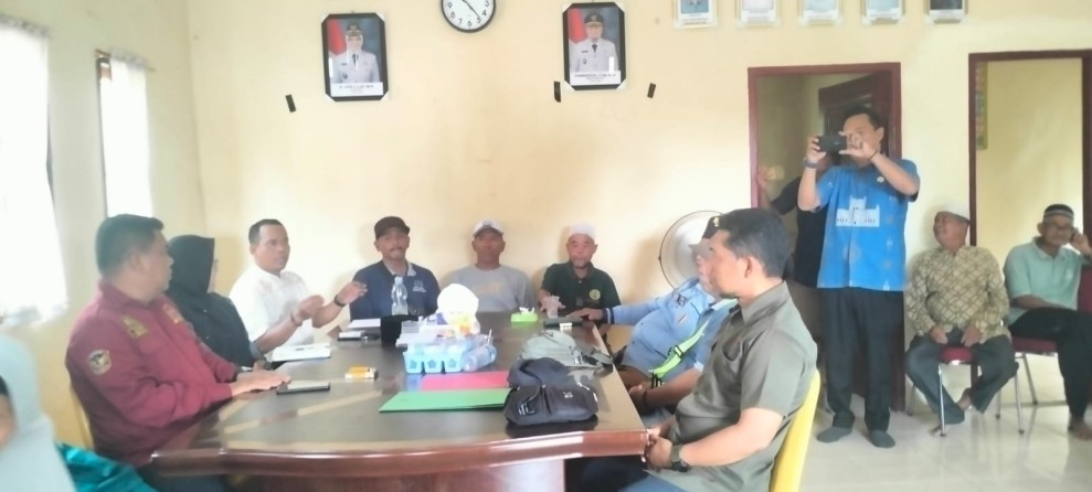Pj Penghulu Kuala Gasib Sesalkan Dugaan Negosiasi Tertutup PT AIP Soal Kompensasi Pencemaran Sungai