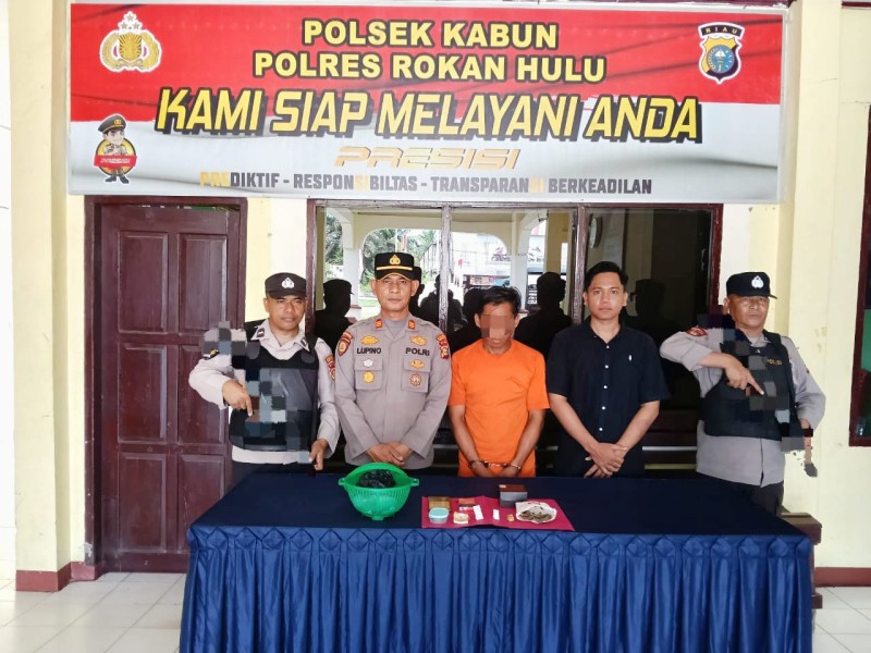 Polsek Kabun Tangkap Karyawan Swasta Simpan Ganja 11,79 Gram