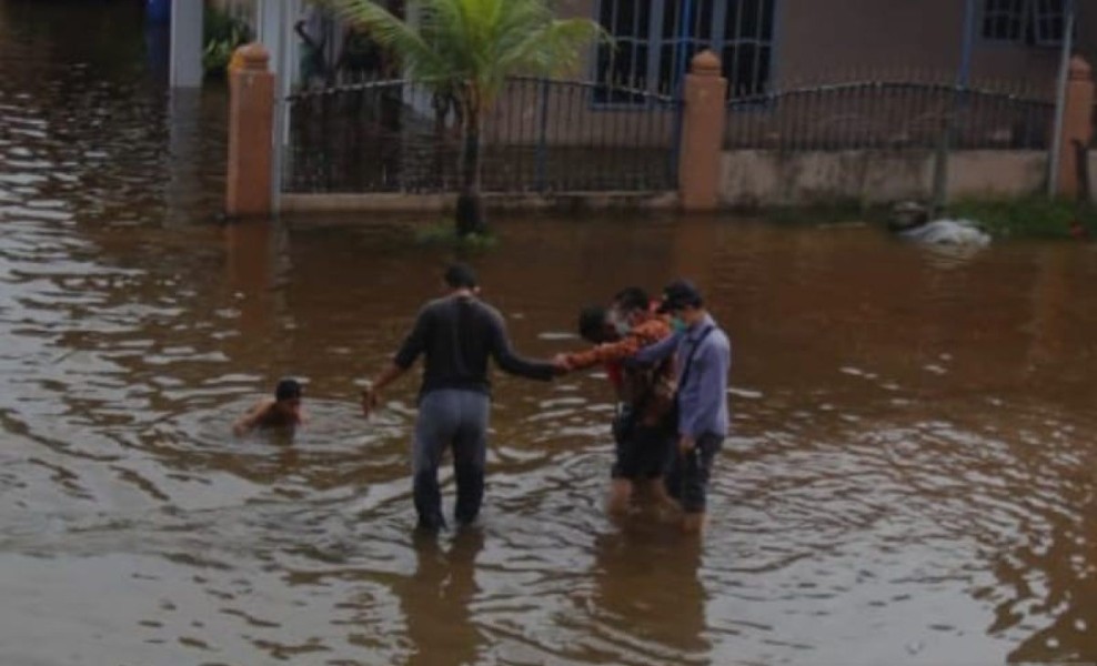 Warga Diimbau Waspadai Puncak Banjir Rob di Kota Dumai