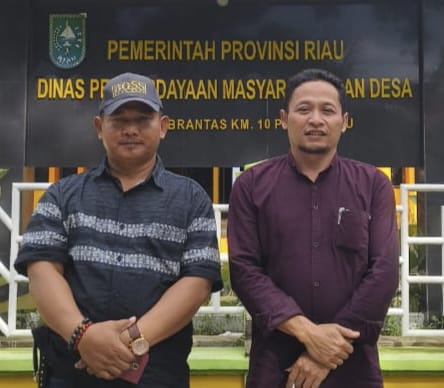 Kades Petalongan Tegaskan Retribusi Jalan Sah, PT IP Dinilai Hanya Numpang Akses Tanpa Izin