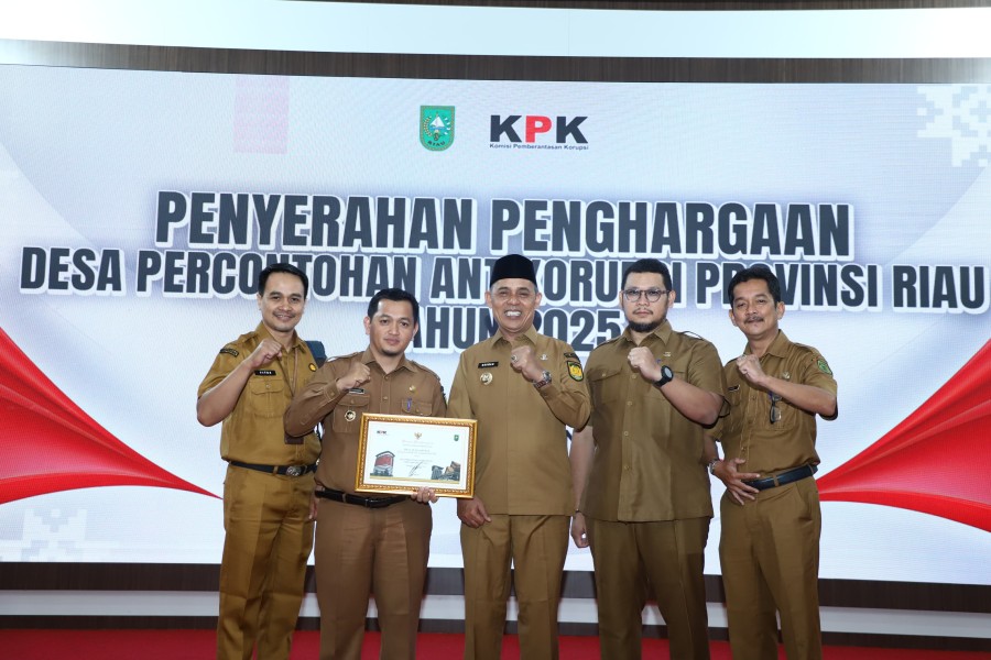 Desa Sungai Intan Wakili Inhil Raih Penghargaan Desa Percontohan Antikorupsi Riau