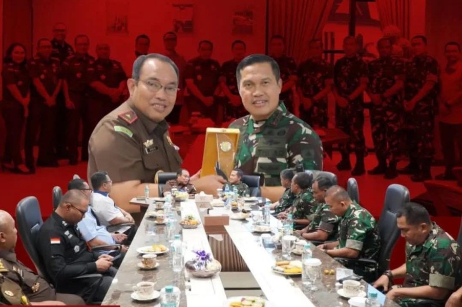 Pangdam XIX Tuanku Tambusai Silaturahmi ke Kejati Riau