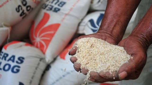 Hampir 80 Persen Warga Karimun Konsumsi Beras Pera, Bulog Diminta Perbanyak Stok Premium