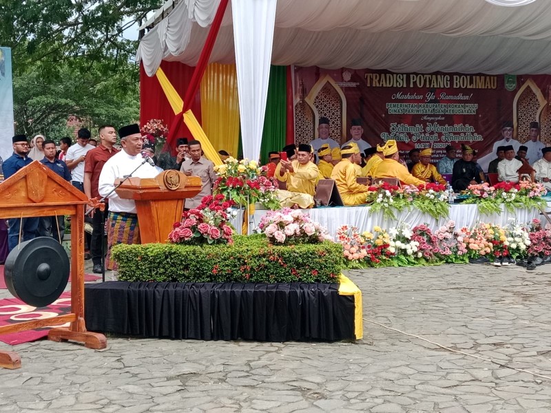 Pemkab Rohul dan LAMR Gelar Potang Bolimau, Tradisi Pensucian Diri Sambut Ramadhan 1447 H