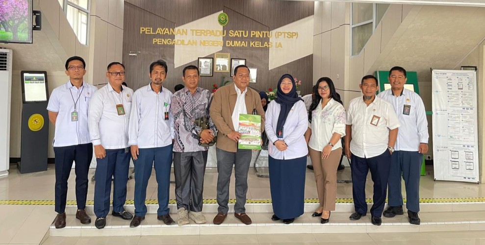 PN Dumai dan LBH Santak Unding Teken MoU Kerja Sama Bantuan Hukum bagi Masyarakat Tidak Mampu