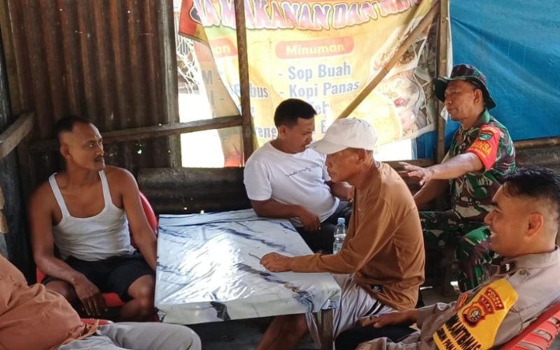 Babinsa Turun Langsung, Warga Gurun Panjang Diimbau Tidak Bakar Lahan