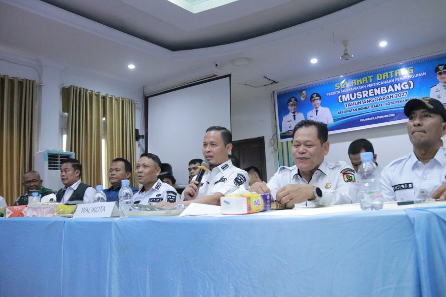Wali Kota Pekanbaru Dengarkan Langsung Aspirasi Warga dalam Musrenbang Kecamatan Rumbai Barat