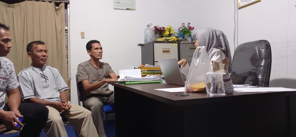 Anggota Koperasi Kebun Sawit Pangkalan Serik Siak Hulu Datangi Kantor Disperindag Kampar