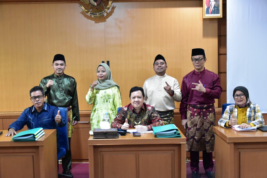 Zulkardi Anggota DPRD Pekanbaru Berhasil Raih Gelar Sarjana Hukum Fakultas Hukum Unilak