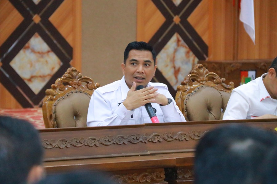 Pemko Pekanbaru Potong Anggaran Mobil Dinas Rp11 Miliar, Dialihkan untuk Rakyat