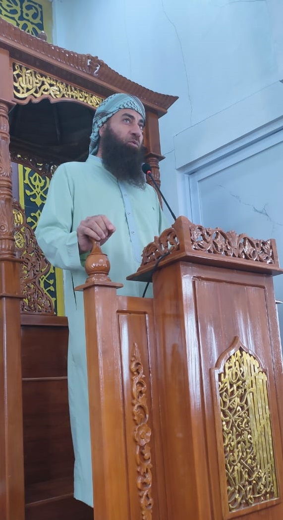 Syaikh Abul Hasan Al Mishry Isi Khutbah Jumat di Masjid Al Hidayah Pekanbaru