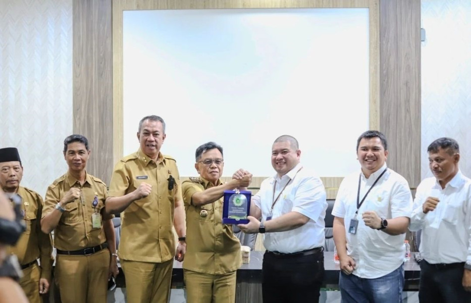 PLN Janjikan Total Daya 20 MW Akhir 2025 di Meranti, Pemkab Desak Pemerataan Listrik hingga Pulau Terluar