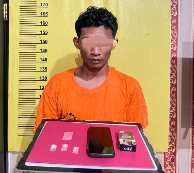 Polsek LBJ Sergap Pemotor Pembawa Tiga Paket Sabu