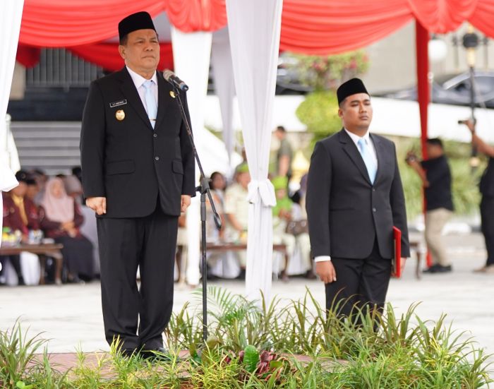 Pimpin Apel Hari Pahlawan, Plt Gubri Ajak Masyarakat Bangkit dan Semangat Membangun Negeri