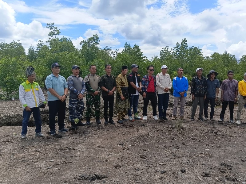Momentum HUT ke-15 GRIB Jaya, DPC GRIB Jaya Kepulauan Meranti Gelar Baksos dan Ajak Masyarakat Pesisir Jaga Ekosistem Mangrove