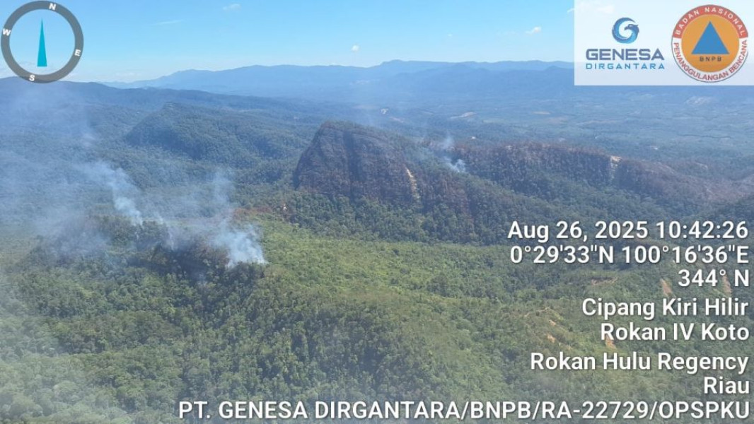 Dua Helikopter Dikerahkan ke Rohul untuk Padamkan Karhutla di Perbukitan