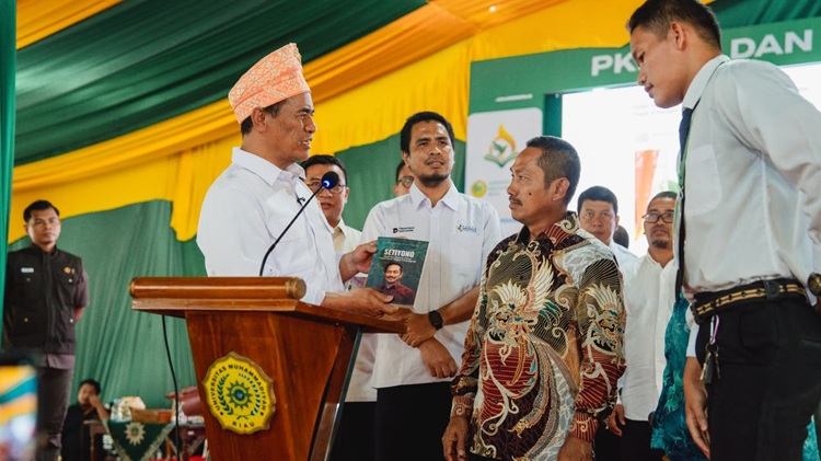 Menteri Pertanian Andi Amran, Puji Petani Sukses Binaan PTPN IV PalmCo