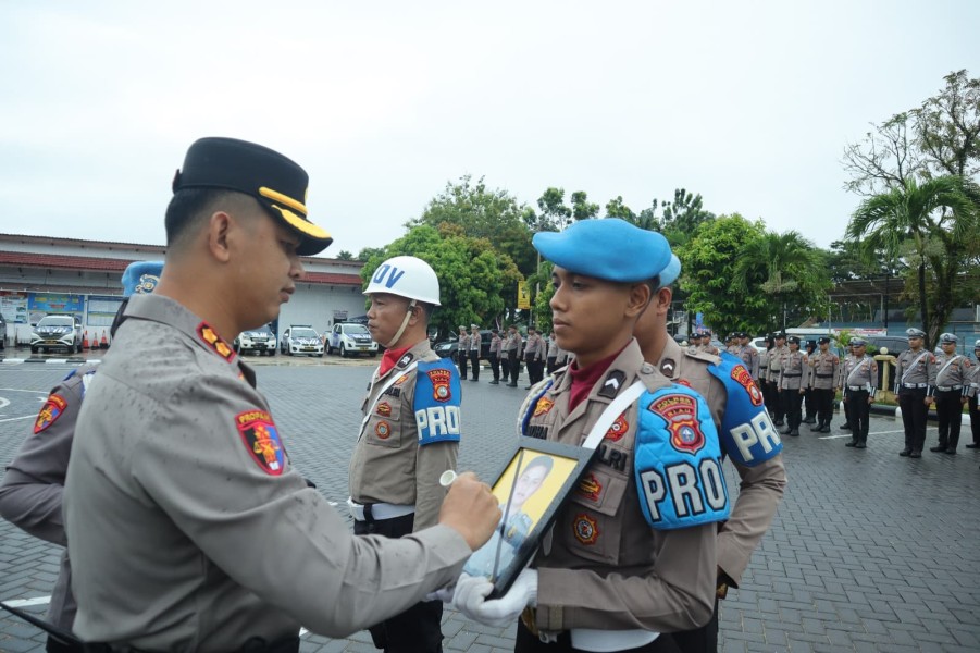 Polres Inhu Pecat Bripka Hendra Gunawan Secara Tidak Hormat, Terbukti Langgar Disiplin Berat