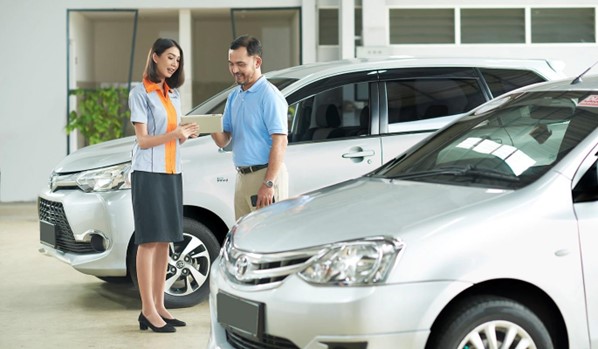 Keuntungan dan Risiko Beli Mobil Bekas Kredit, Jangan Sampai Salah Pilih!