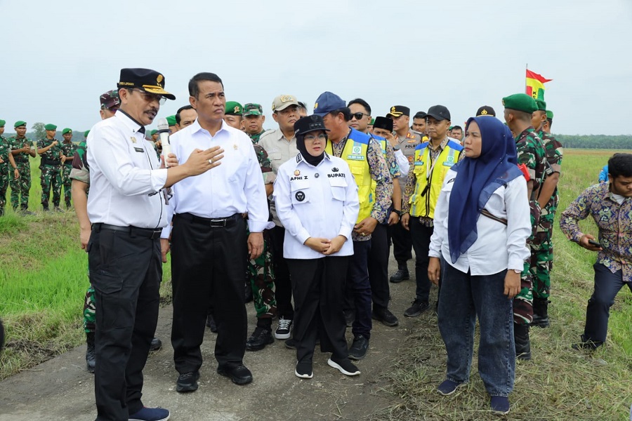 Kunjungi Siak, Mentan Andi Amran Ingin Memastikan Petani Mendapat Perhatian dan Dukungan Penuh dari Pemerintah
