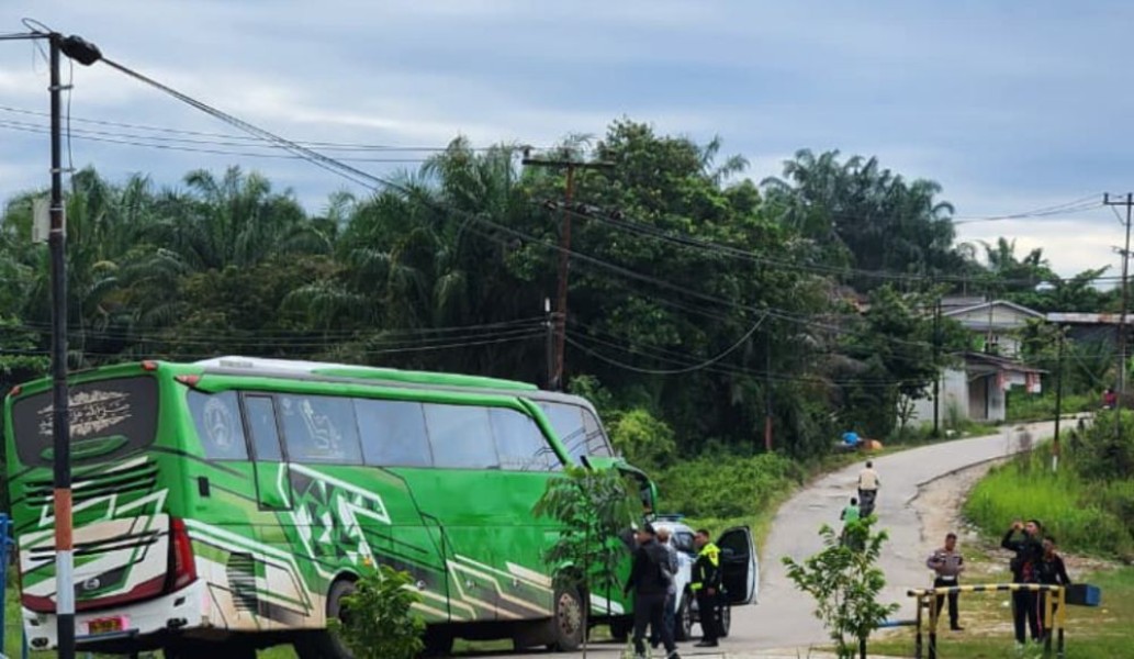 Dari Pekanbaru ke Nusakambangan: Perjalanan Lima Napi Narkoba Menuju Penjara Paling Ketat di Indonesia