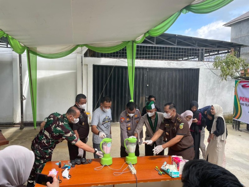 Kejari Inhil Musnahkan Barang Bukti Narkotika dan Pidana Umum Senilai Ribuan Gram