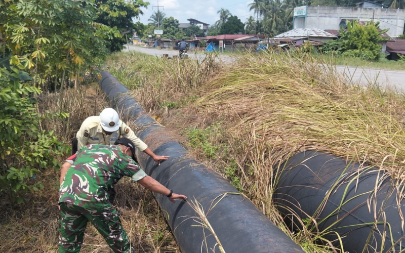 Koramil 02/Bukit Kapur dan PHR Perkuat Patroli Jalur Pipa Migas, Warga Diajak Jaga Aset Negara